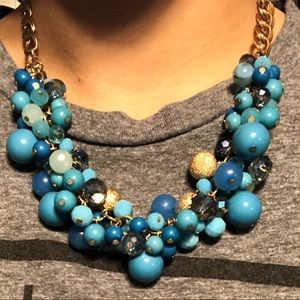 Chunky bib necklace